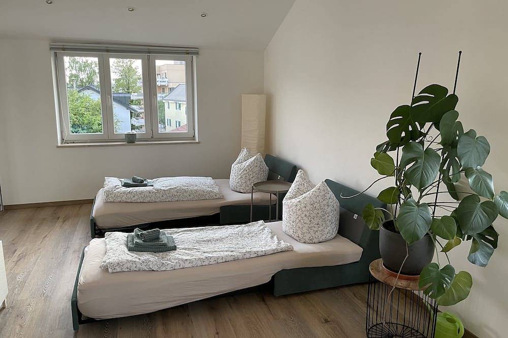 Ganze Wohnung, Freundliche Ferienwohnung an der Linde- 4 Personen, 60qm, mit Balkon in Altötting, Landkreis Altötting