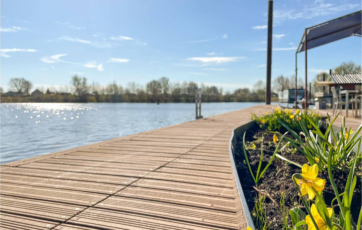 Woonboot voor 5 personen met terras in Noord-Brabant
