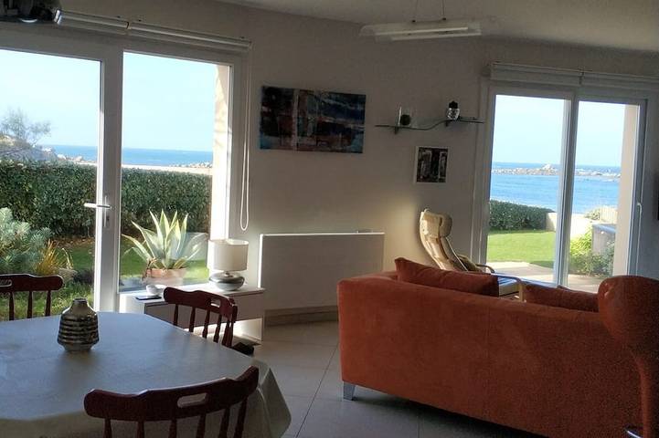Apartamento entero, Una vista espectacular de este hermoso departamento frente al mar in Kerfissien, Cléder