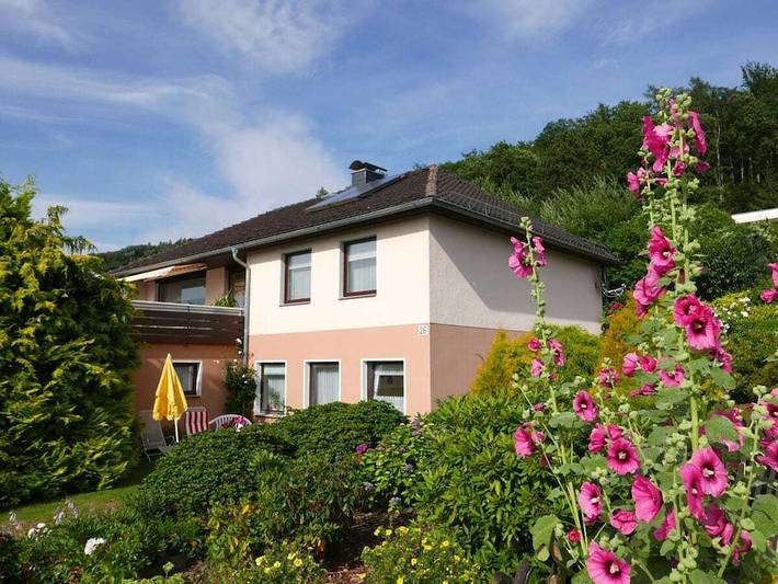 Ferienhaus für 2 Personen, mit Terrasse in Bodenwerder