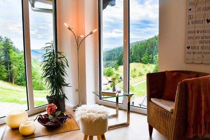 Ferienwohnung für 4 Personen, mit Whirlpool und Sauna sowie Terrasse, mit Haustier in Mittlerer Schwarzwald - 2