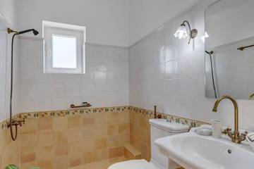 Villa for 8 People in Syros, Cyclades, Photo 1