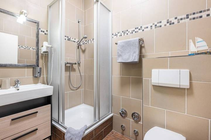 Appartement entier, Appartement 04 - Maison vacances bonheur in Sellin, Région de Rügen