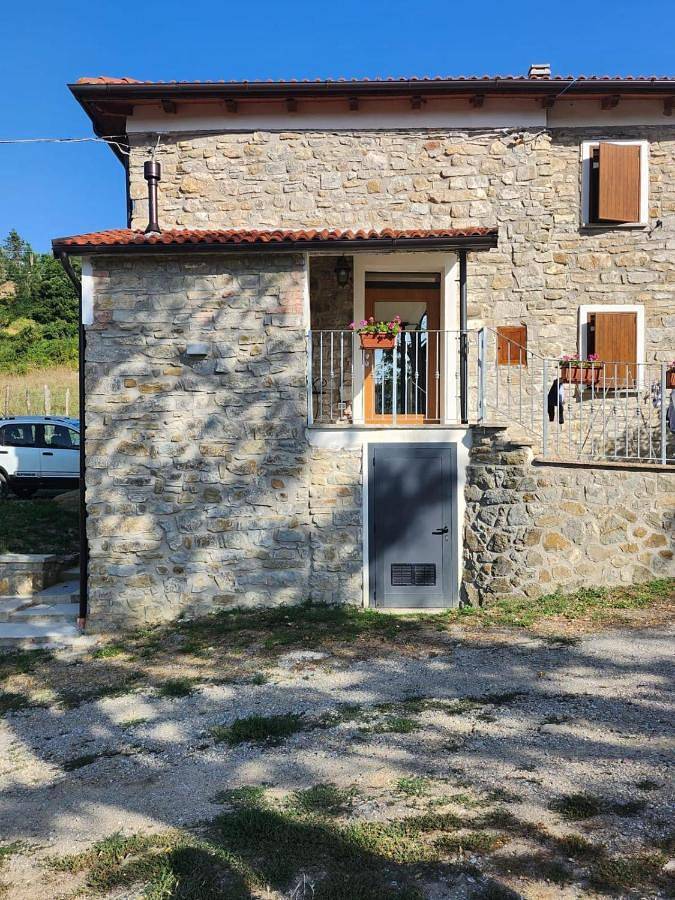 Gîte pour 4 personnes, avec vue et jardin, animaux acceptés à Castiglione dei Pepoli