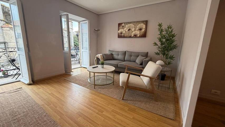Apartamento de vacaciones para 6 personas, con balcón y vistas - 1