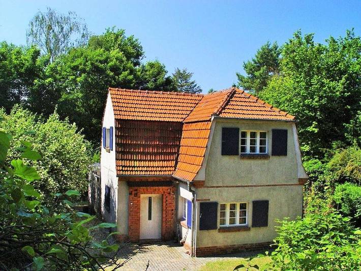 Ferienhaus für 6 Personen, mit Garten in Falkensee