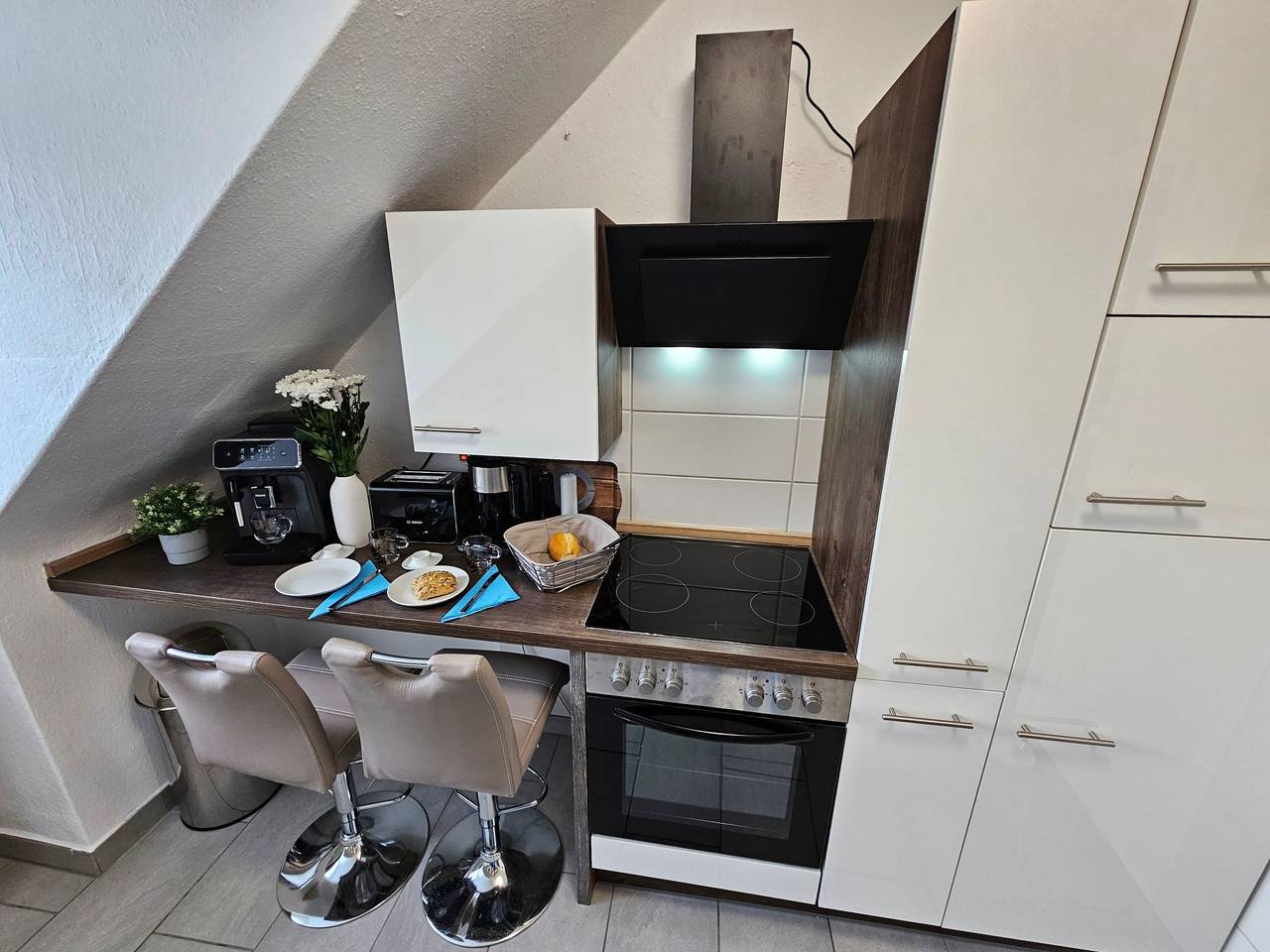 Apartamento entero, Exklusives und helles Apartment im Zentrum in Kassel, Hessisches Bergland