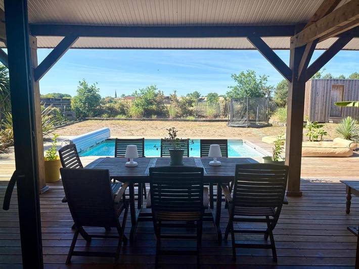 Location de vacances pour 7 personnes, avec piscine ainsi que jardin et vue à Salles - 2