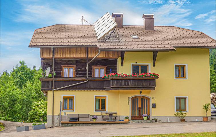 Ferienwohnung für 6 Personen, mit Terrasse und Garten in Fresach