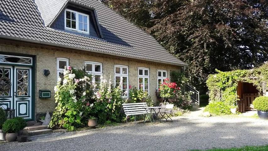 Ferienwohnung für 4 Personen, mit Garten in Dörphof - 2