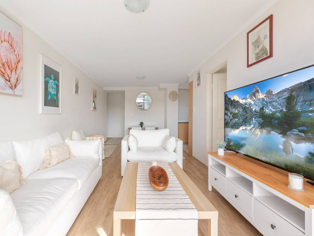Entire apartment, Spacious 3-Bed with Alfresco Dining by Amenities in Sydney, New South Wales