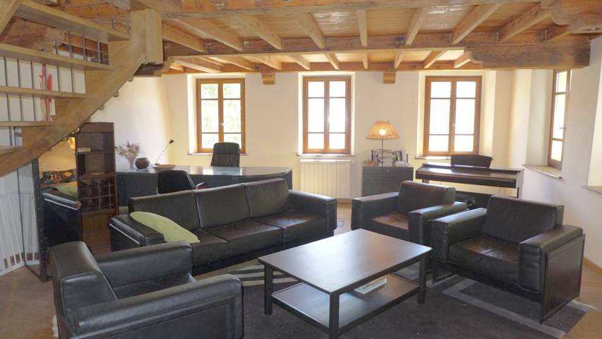 Location de vacances pour 9 personnes, avec vue et terrasse à Armissan