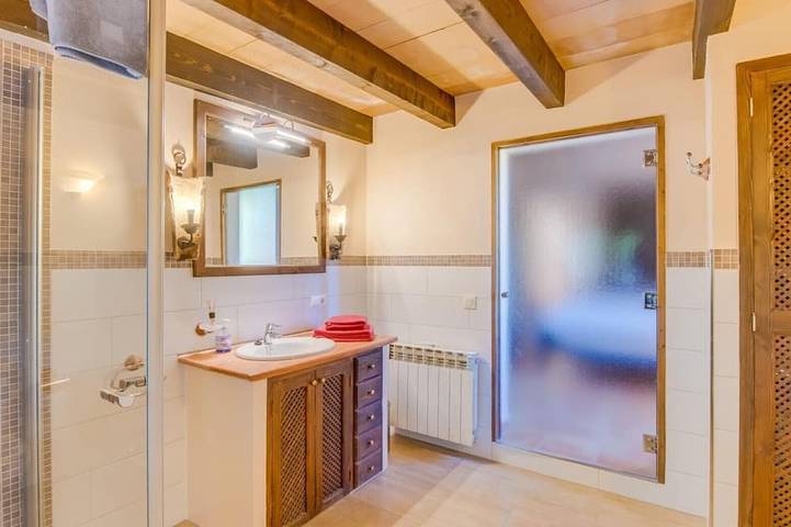 Finca für 4 Personen, mit Garten und Whirlpool sowie Terrasse, mit Haustier auf Mallorca Osten