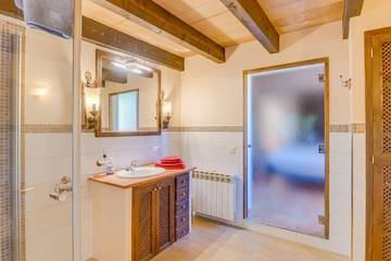 Finca mit Hund für 4 Personen, mit Whirlpool und Garten sowie Terrasse, mit Haustier in Artà