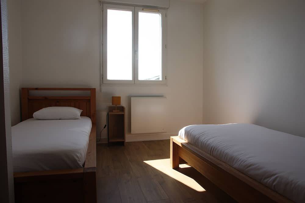 Apartamento entero, Apartment T3 (52 m²) close to Nantes  in Rezé, Nantes region