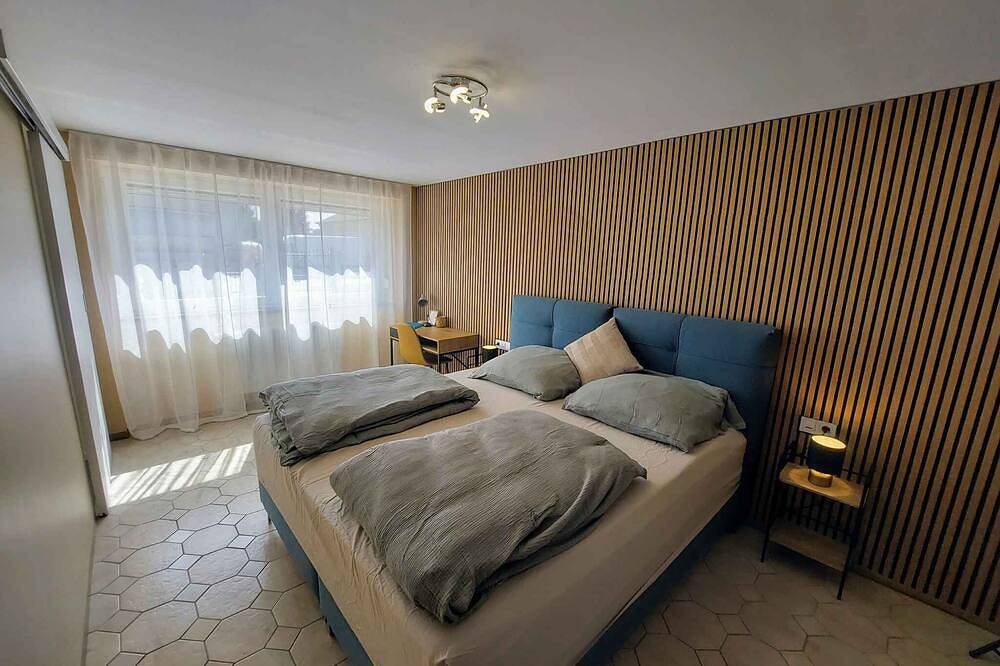 Ganze Wohnung, Ferienwohnung mit Wlan, Klimaanlage und Gartenmöbel in Bük, Komitat Eisenburg