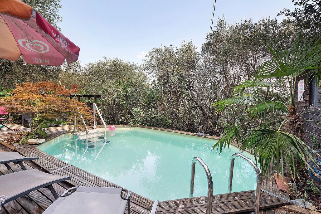 Bed and Breakfast 'Colibri' with Mountain View, Wi-Fi and Air Conditioning in Coaraze, Mediterranean Coast (France)