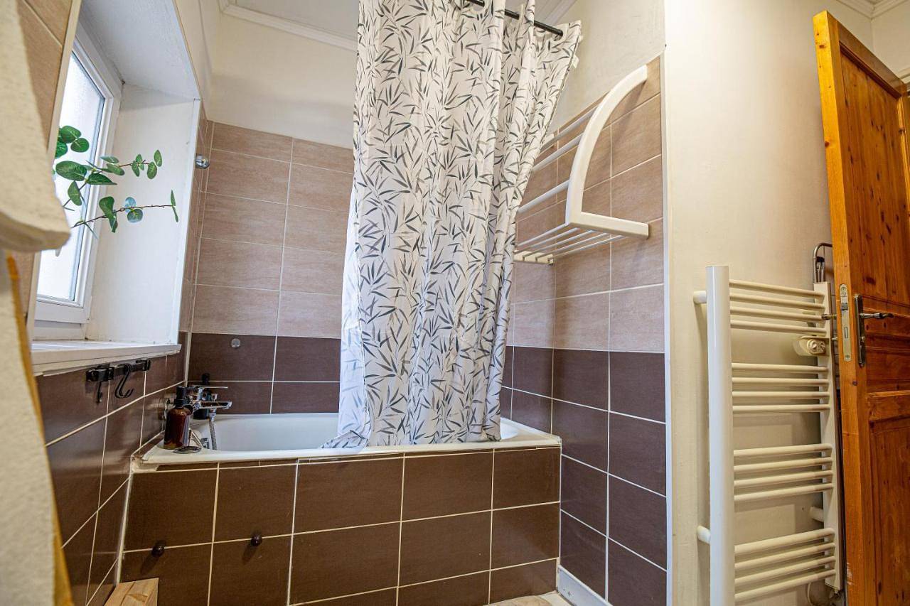Appartement entier, T2 centre de la Verpillière in La Verpillière, Région de La Tour-du-Pin