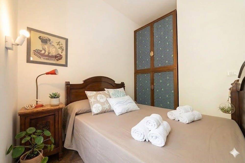 Independent villa with A/C | in Torrazza, Imperia