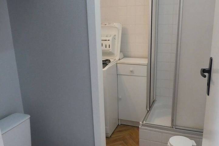 Gîte pour 3 personnes dans Office De Tourisme De Luc Sur Mer - 3