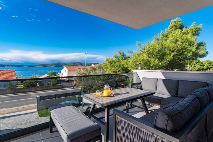 Ferienwohnung für 6 Personen, mit Balkon in Sibenik