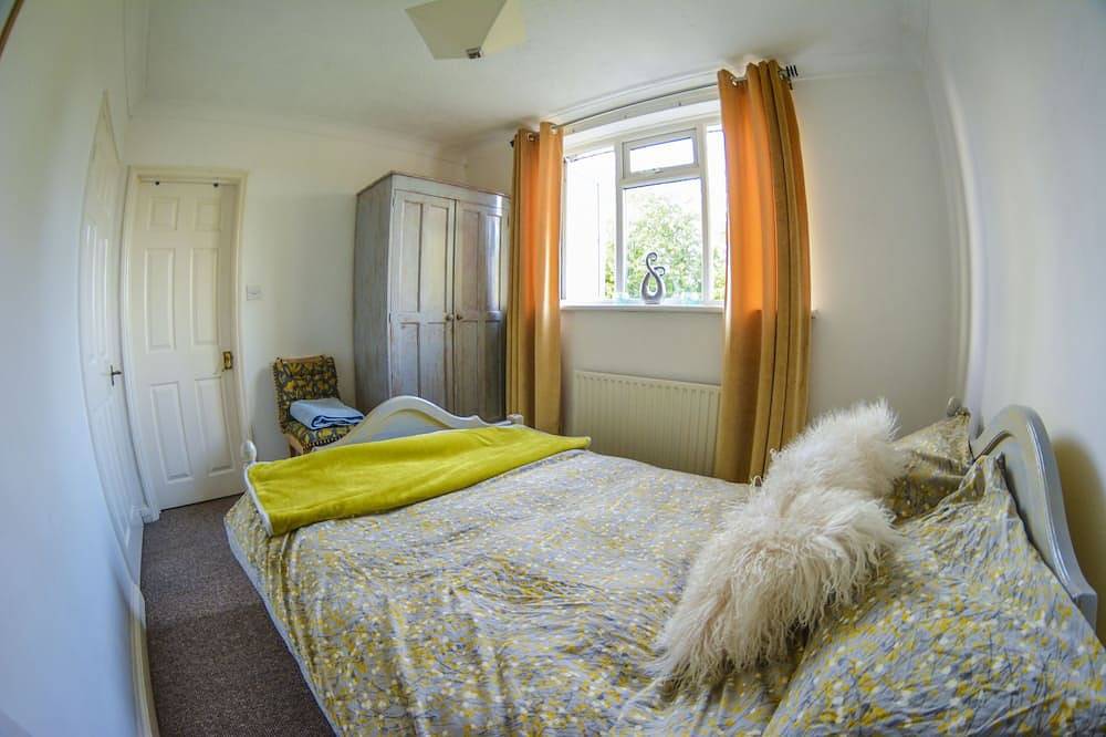 Acogedor y extravagante apartamento privado de 2 dormitorios con jardín y aparcamiento gratuito :) in Reading, Berkshire