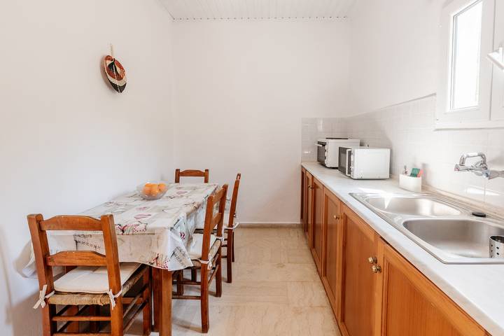 Location de vacances pour 4 personnes, avec vue et jardin, animaux acceptés à Agios Gordios - 3