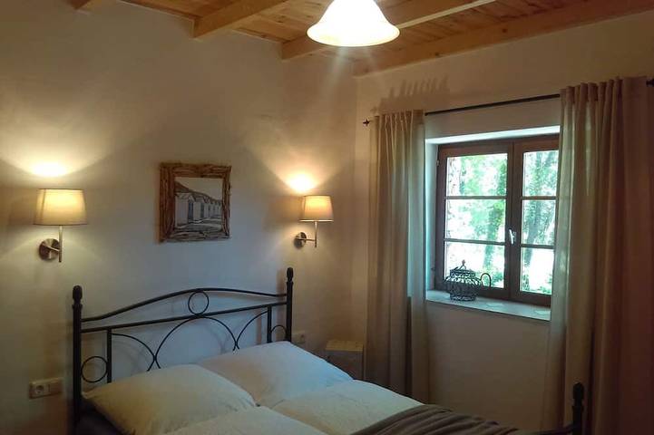 Casa de piedra, wifi gratis, ideal para niños + perros, amueblada con amor in Lorgues, Region de Draguignan