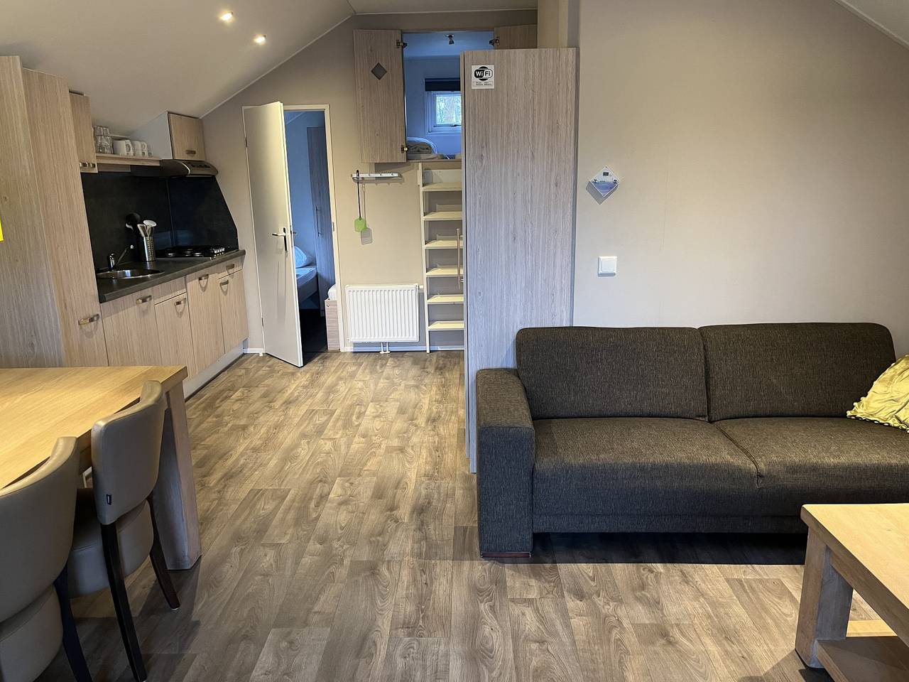 6 persoons eco-lodge in natuurrijke omgeving. in Ossenzijl, Nationaal Park Weerribben-Wieden