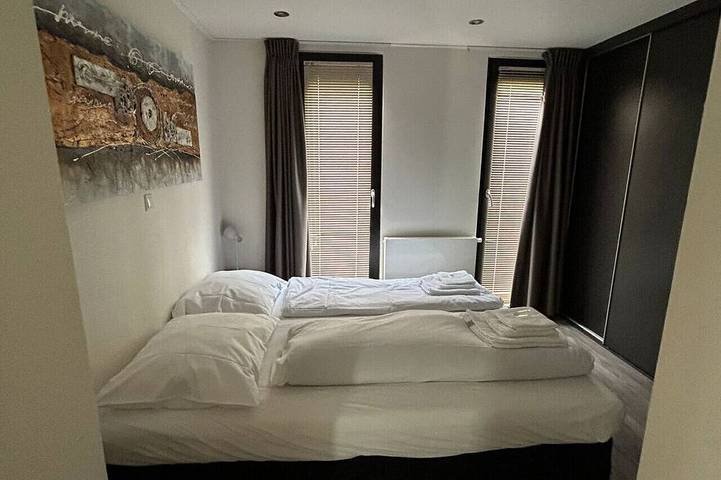 Ferienhaus für 6 Personen, mit Terrasse und Pool sowie Sauna und Garten in Arnheim - 4