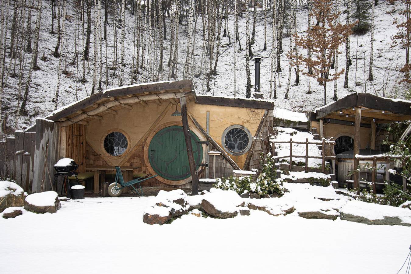 Recreatiedomein Warredal — Hobbit House 1 met hottub in Maaseik, Hoge Kempen