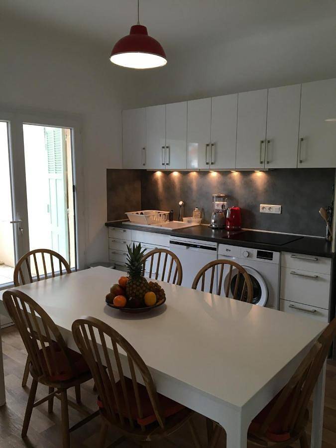 Location de vacances pour 4 personnes, avec Terrasse et Jardin dans Plage La Capte - 4