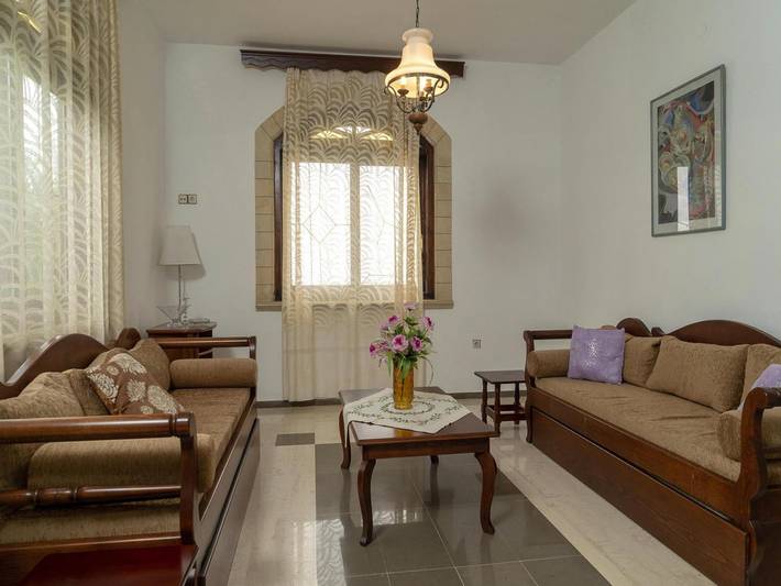 Location de vacances pour 6 personnes, avec terrasse et piscine dans Stalos - 2