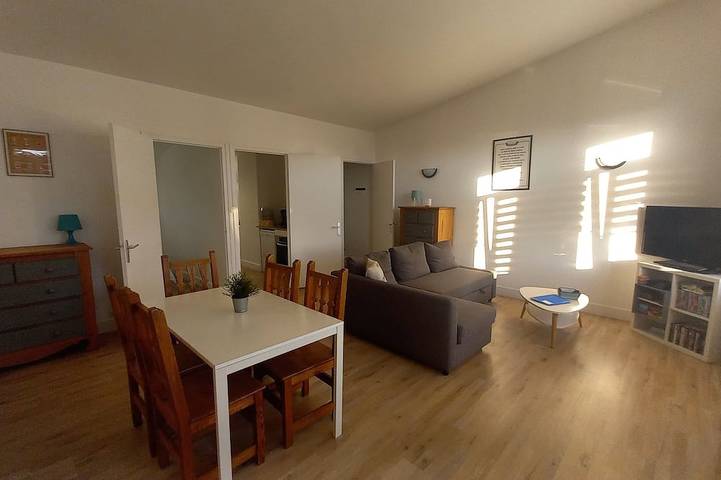 Gîte pour 4 personnes, avec balcon dans Plage Tres-Cadec - 4