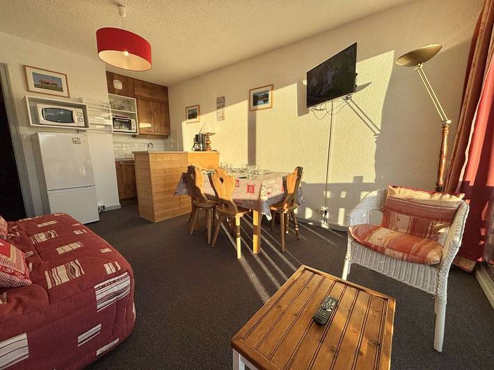 Gîte pour 4 personnes, avec piscine et balcon à Notre-Dame-de-Bellecombe - 2