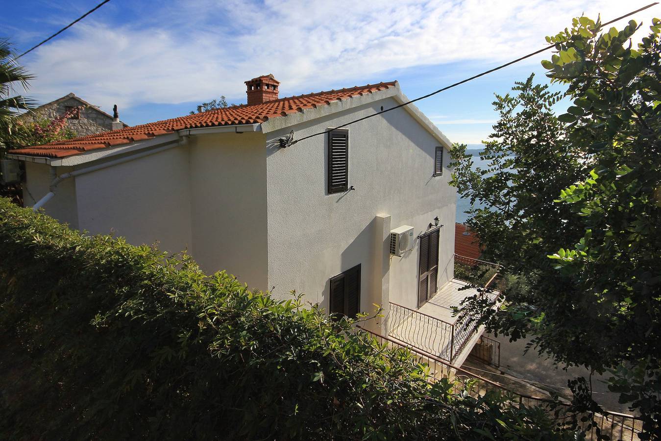 Ganze Wohnung, 1-Zimmer-Ferienwohnung mit Terrasse und Meerblick Zavala (Hvar) A-8912-a in Zavala, Hvar