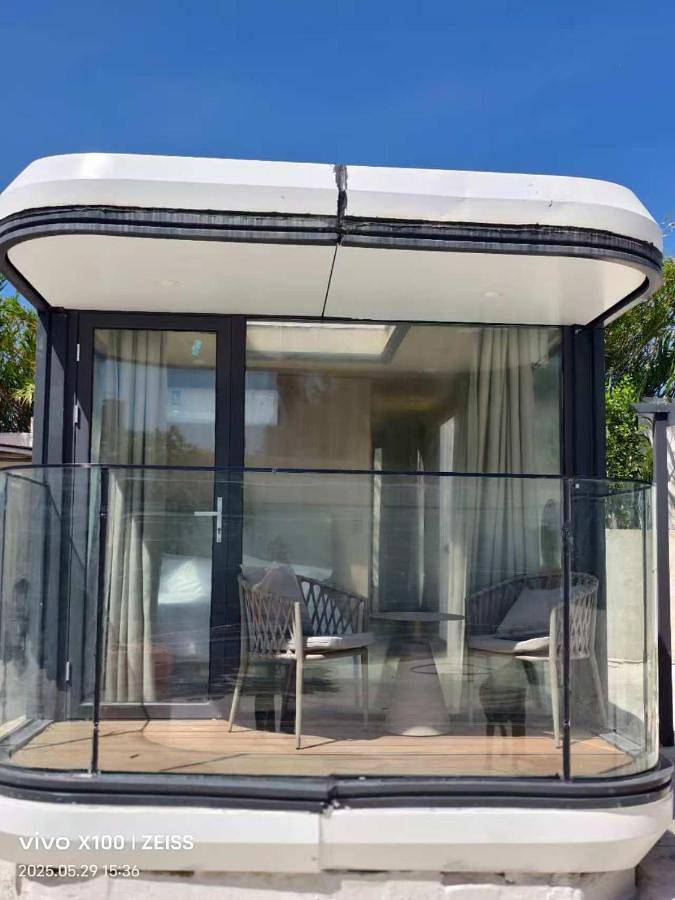 One-Bedroom House in Vitrolles, Côte méditerranéenne (France)