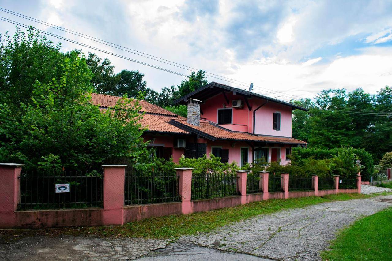 Casa di Nina in Oleggio Castello, Lago Maggiore (Piemont)