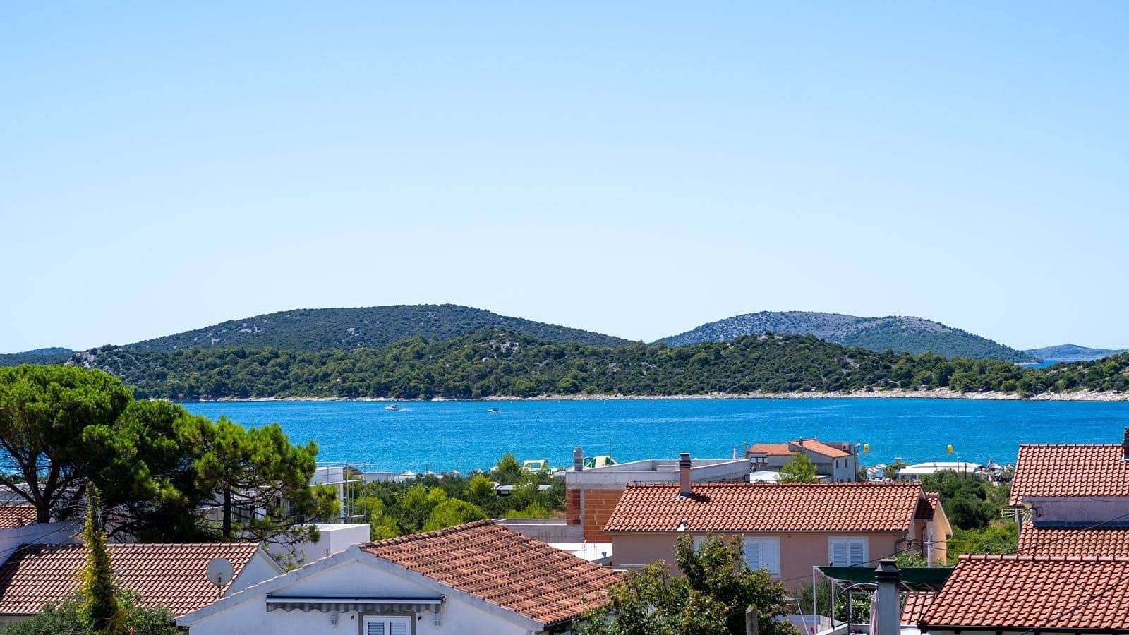 Apartament Wakacyjny dla 5 osoby w Tribunj, Żupania szybenicko-knińska