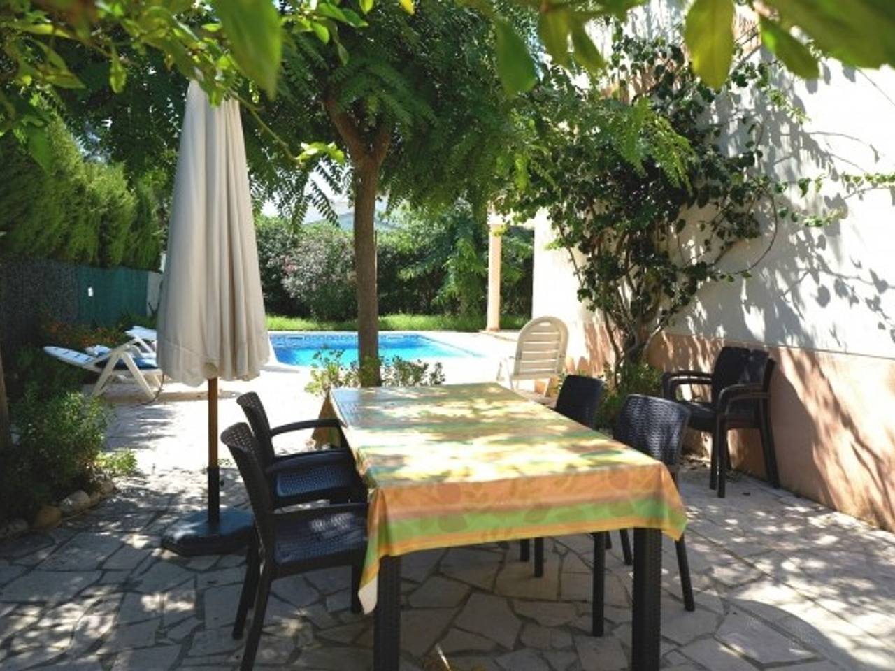 Villa calme avec piscine privée en bord de mer - Costa Dorada, 6 pers. in Les Tres Cales, Terres de l'Èbre