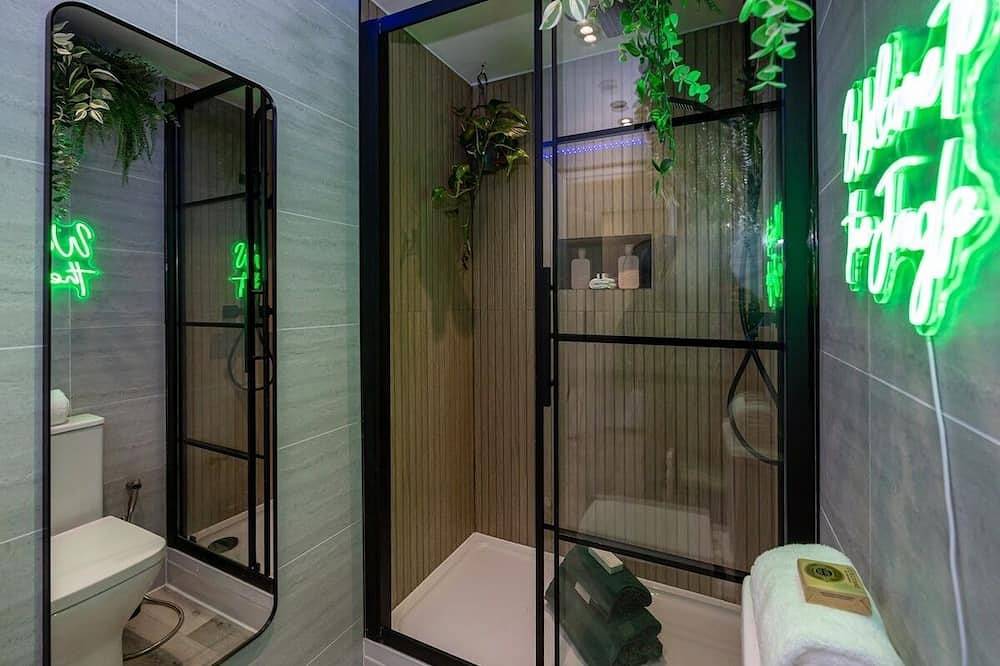 Wigan 4Br Retreat + Full Kitchen & Street Parking in Wigan, Gran Mánchester