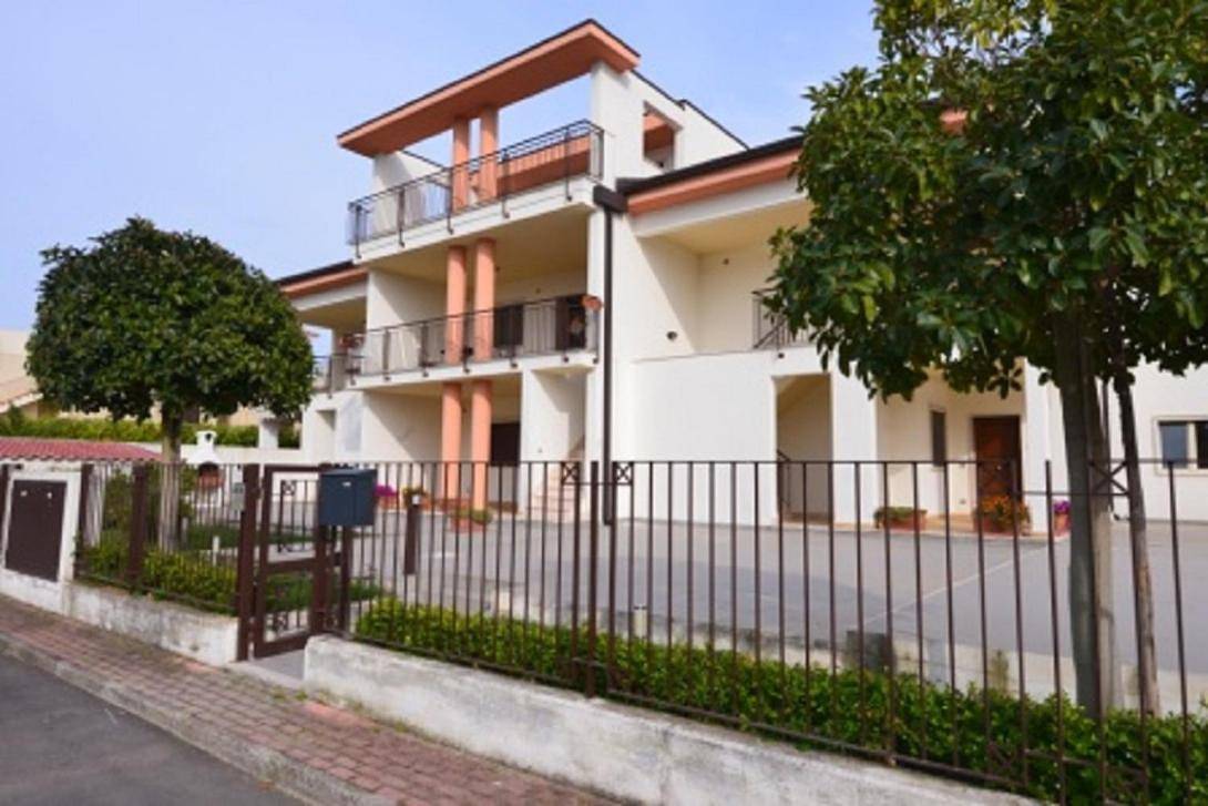 Appartamento intero, Lina apartments in Marina di Ginosa, Golfo di Taranto