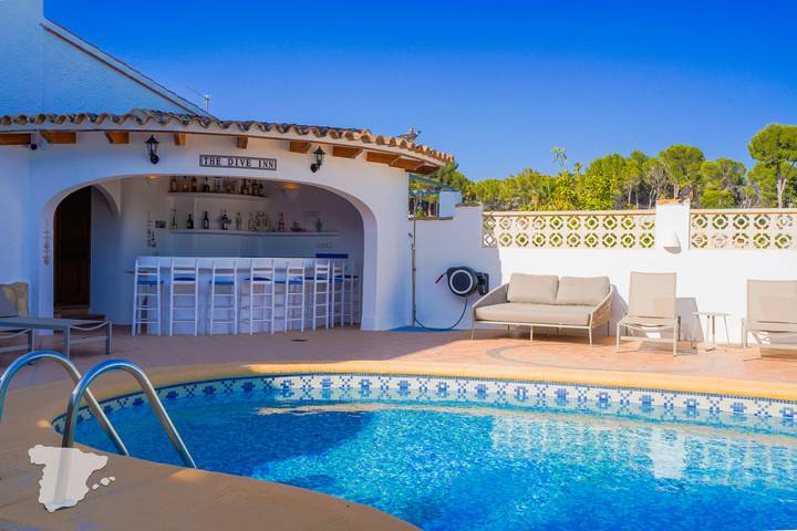 Location de vacances pour 12 personnes, avec balcon et jardin dans Benitachell - 4