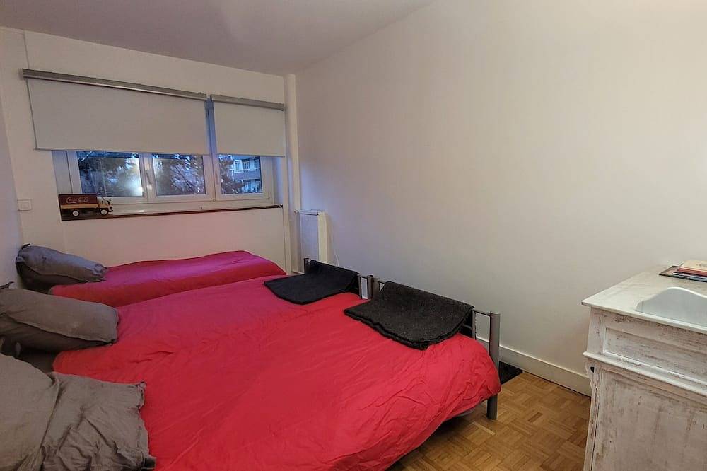 Appartement entier, Appartement spacieux et lumineux aux portes de Paris in Ivry-sur-Seine, Val-de-Marne