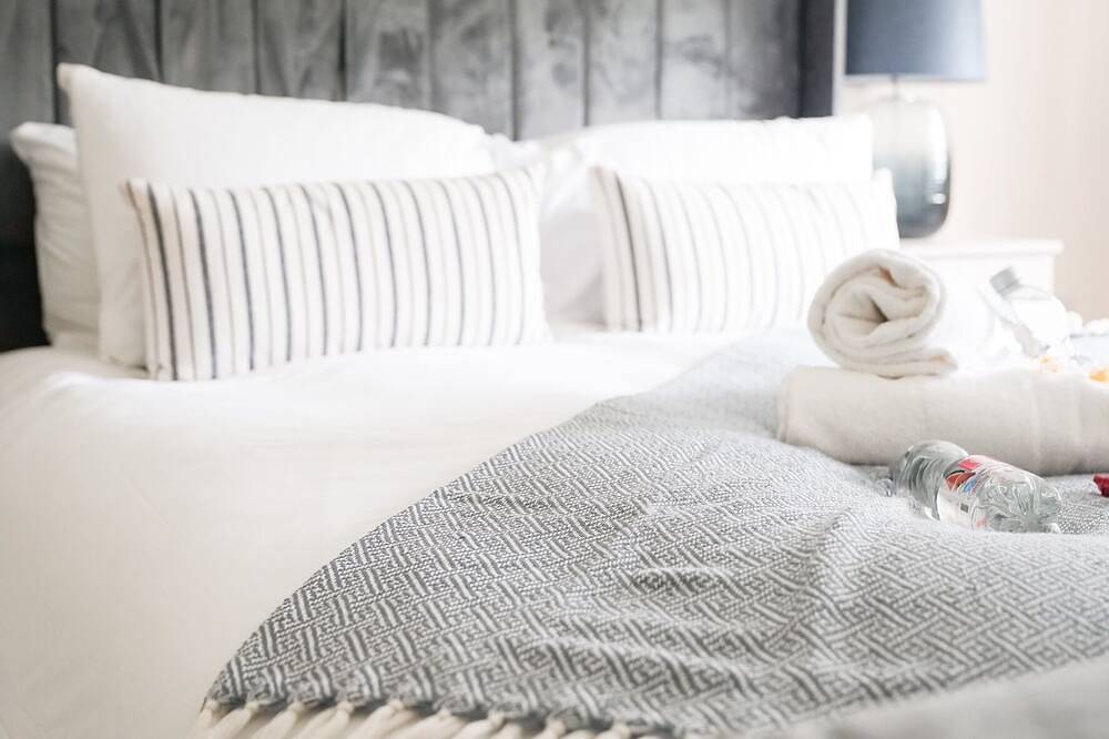 Ganze Wohnung, Apartment-Eigenes Badezimmer in Nord Lanarkshire