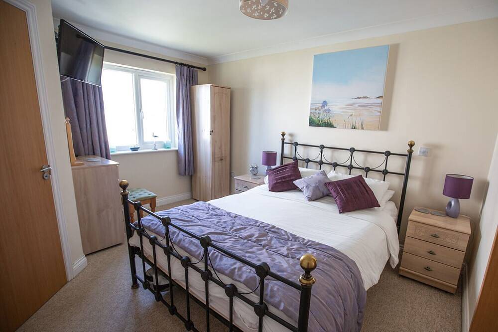 Ganze Wohnung, Modernes Apartment mit atemberaubendem Blick auf den Fistral Beach, Newquay in Newquay, Cornwall