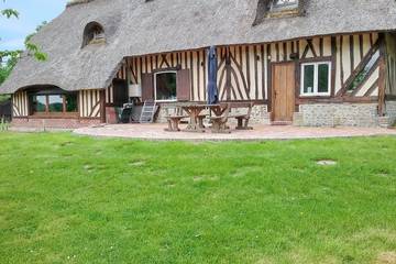 Gîte pour 8 personnes à Clarbec