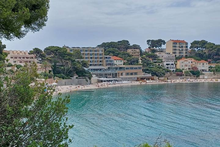 Ganze Wohnung, Ferienwohnung für 4 Personen mit Balkon in Bandol, Mittelmeerküste (Frankreich)