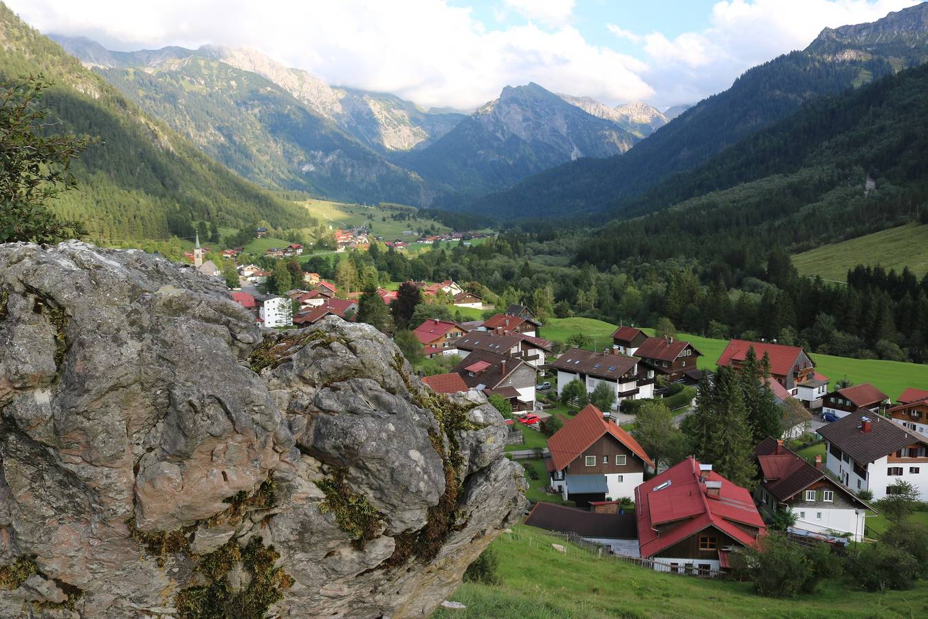 Appartement 'Allgäu Fewo Hüttenflair Bergblick' met Uitzicht op de Bergen, Privéterras en Wi-Fi, foto 15