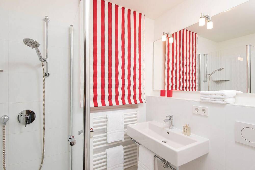 Ganze Wohnung, Ferienwohnung Käpt'n Cook 1 in Kampen (Sylt), Sylt